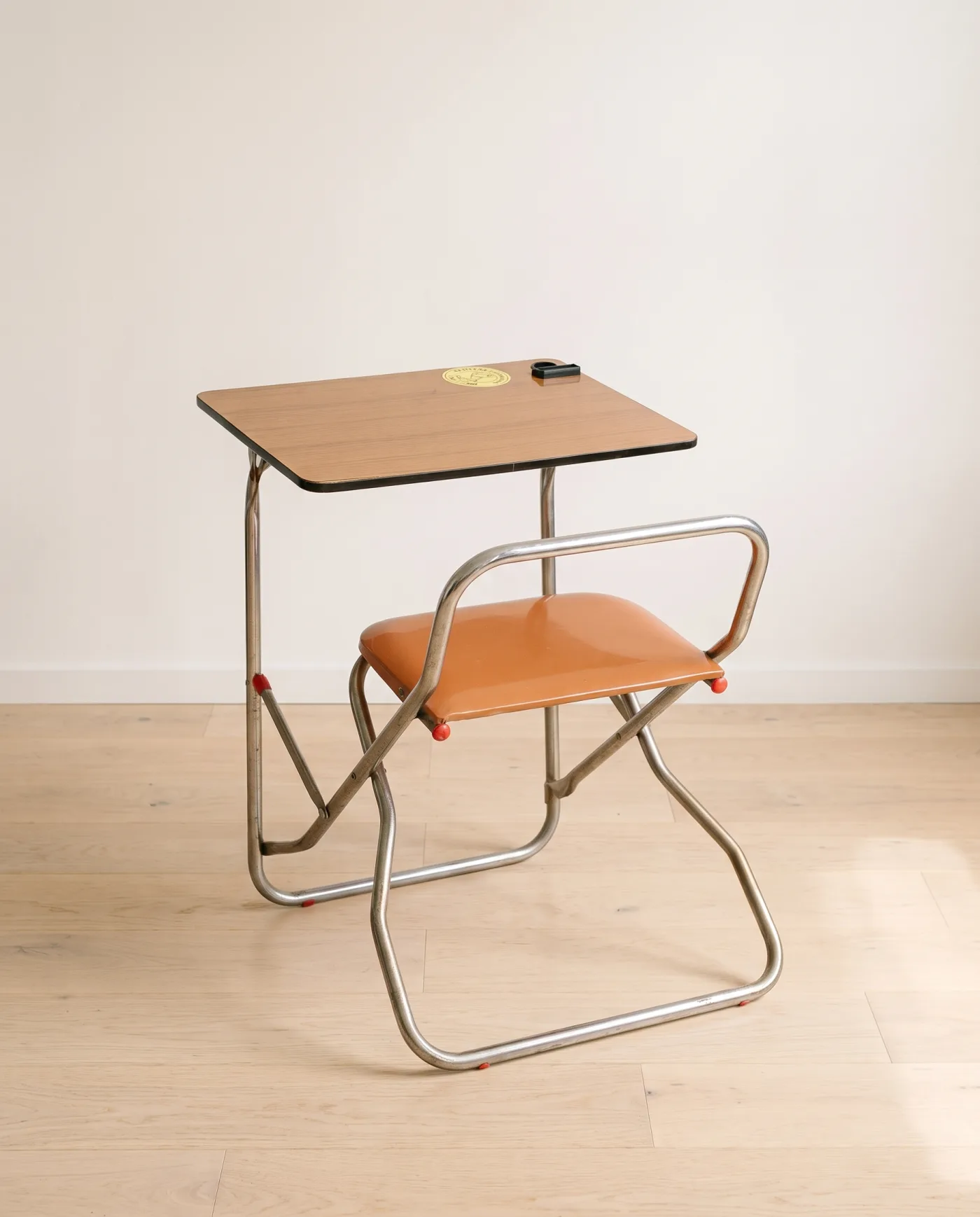 Bureau pliable pour enfant, chrome et formica