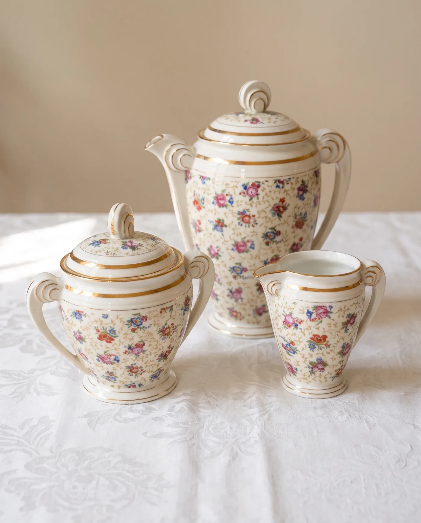 Service en porcelaine de Limoges